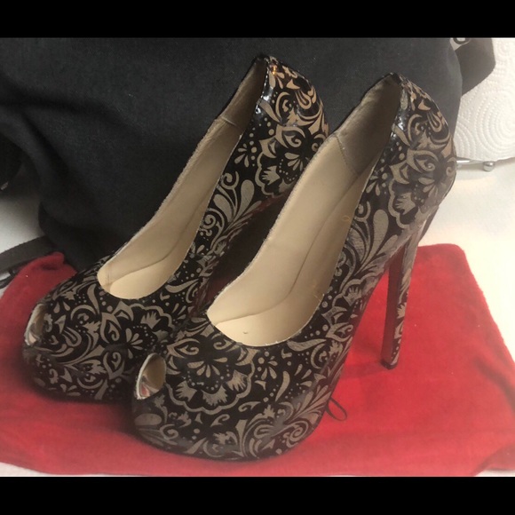 LouBoutin Heels - Picture 1 of 3